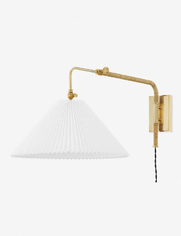 Elyna Plug-In Sconce